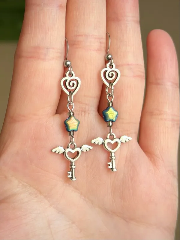 Handmade Czech glass star & angel heart key romance Kawaii y2k fairy dangle earrings✨ - Image 4