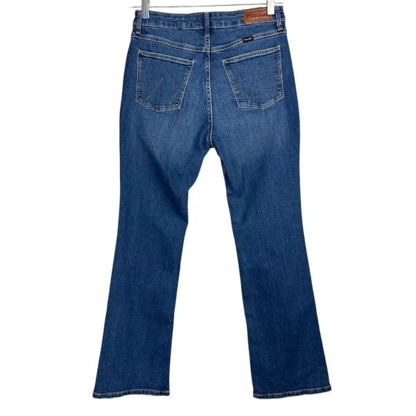 NWT Wrangler High Rise Bold Boot Jeans Sz 5/6 Medium Wash Bootcut - Image 5