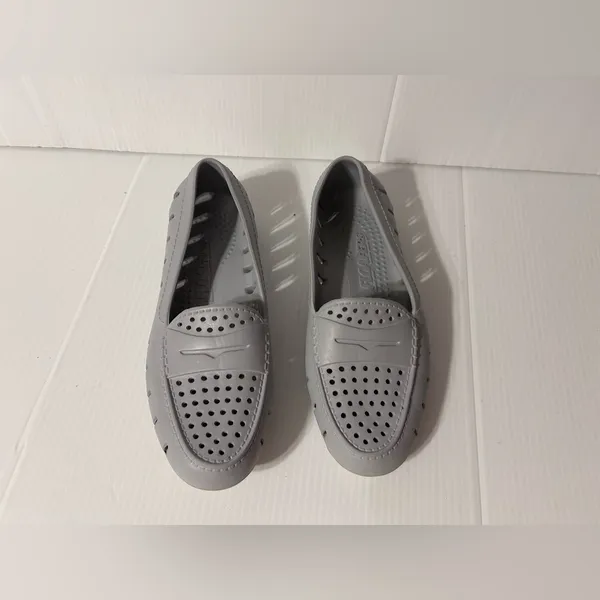 Floafers Posh slip on loafers rubber shoe women size 9 - Image 3