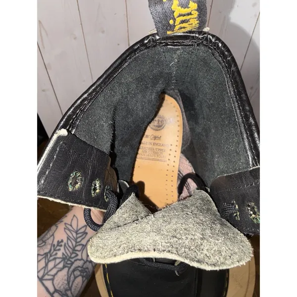 Dr. Martens Boots Womens 7‎ Black 1460 W Smooth 8 Eye Lace-Up Yellow Stitch Gum - Image 11
