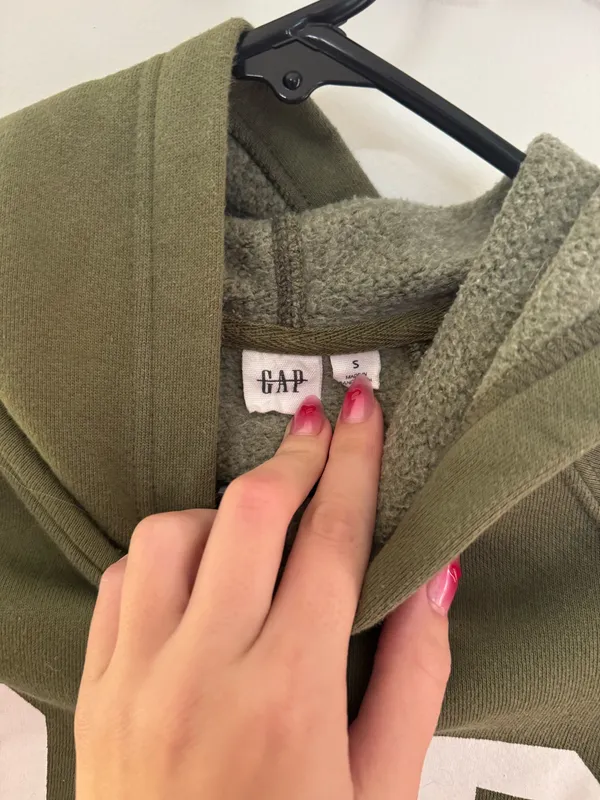 Gap Hoodie Green  - Image 2