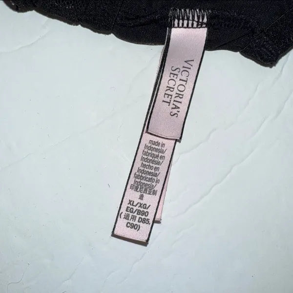 Victoria's Secret Black Lace Bralette XL unlined - Image 6