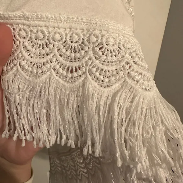POL Ivory Lace Fringe Cami - Image 2
