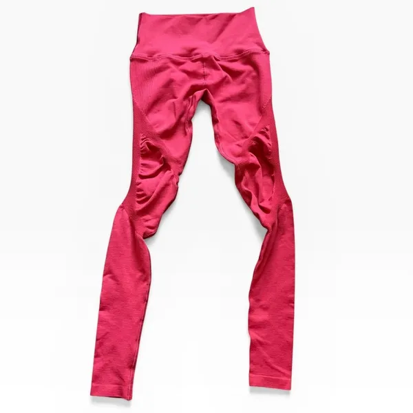 Alphalete‎ High Waisted Seamless Leggings Pink Small Yoga Amplify Body Scrunch - Image 2