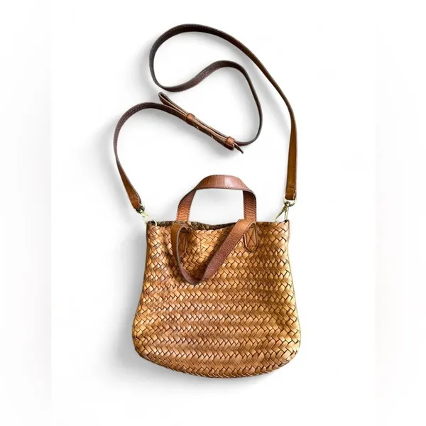 Madewell The Small Transport Crossbody: Woven Leather Edition - Image 3