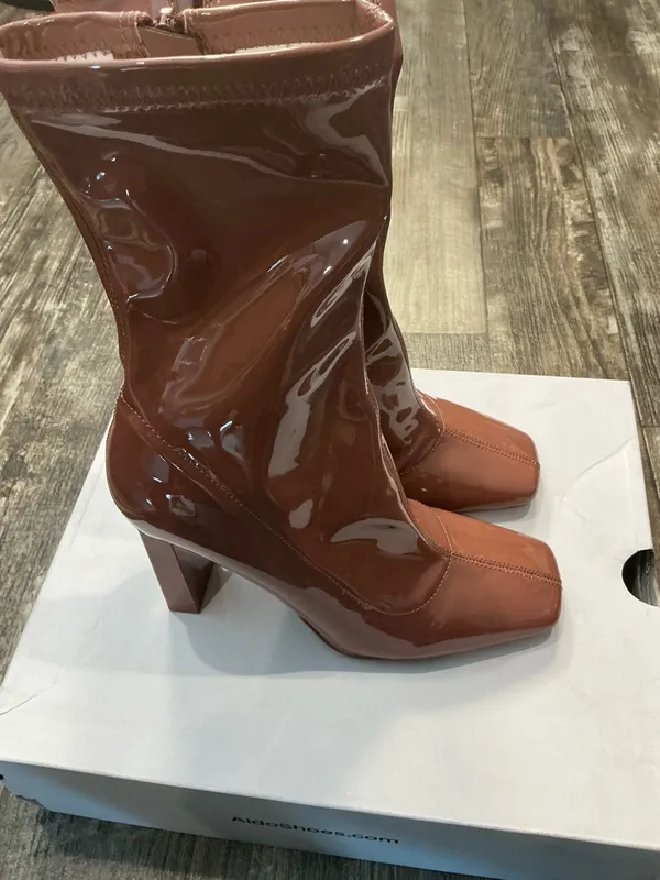 Aldo Glossy Mid-Calf Block Heel Boots in Chestnut Pink Size 6.5 - Image 9