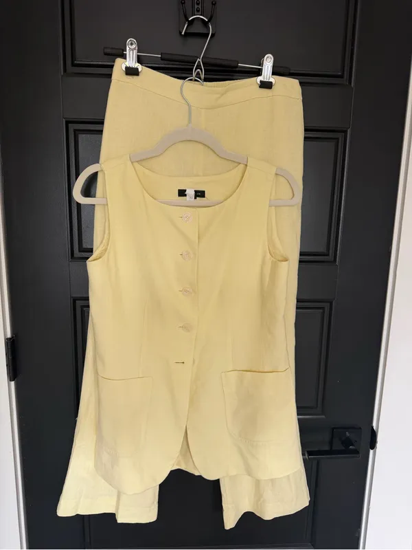 Ann Taylor Butter Yellow Linen Blend Matching Set | long vest, flare ankle pant - Image 3