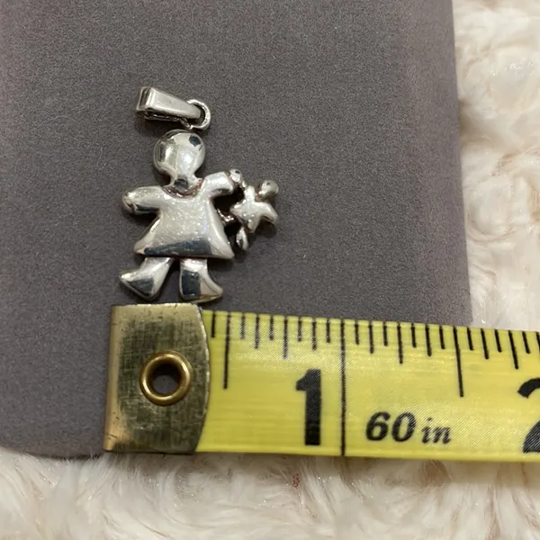 Silver child  with doll charm pendant - Image 4