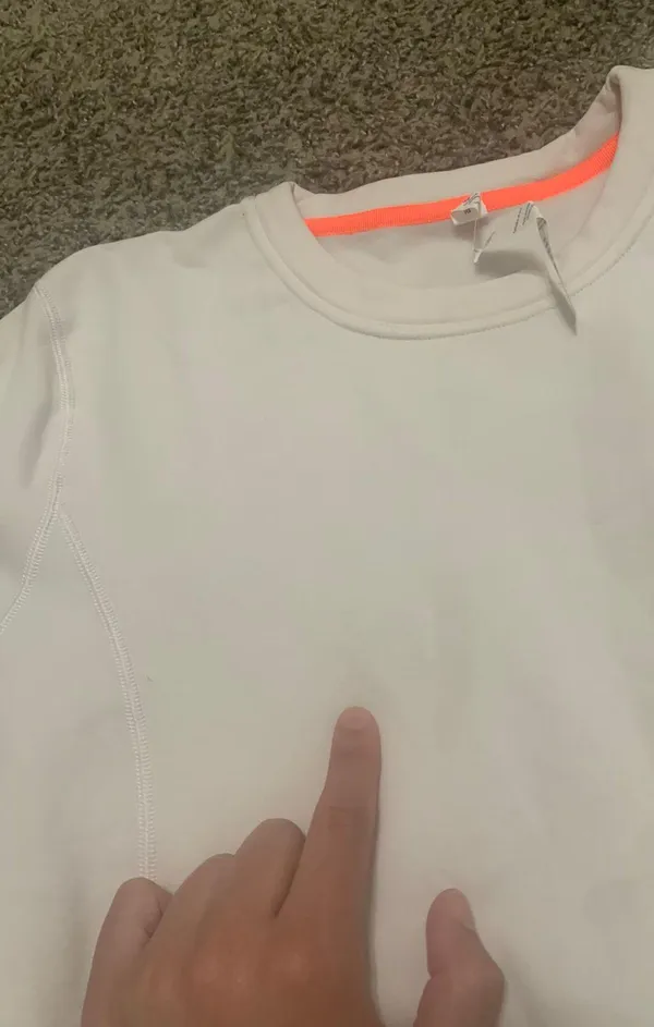 NWT Shortsleeved Hoodie - Image 4