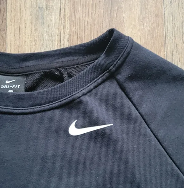 Women's Nike Crewneck High Low Hem - Image 3