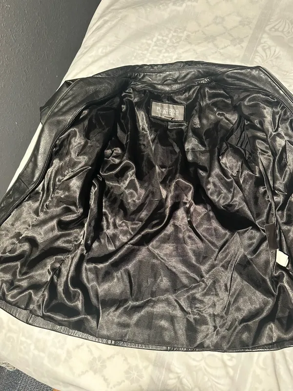 Wilsons Leather Women's Black Zip-Front Leather Jacket - Image 9