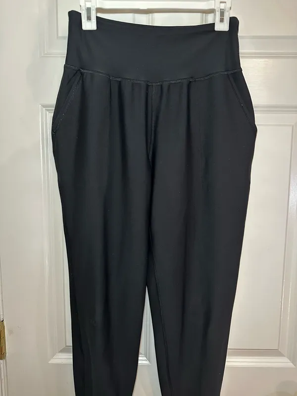 Old Navy Joggers - Image 3