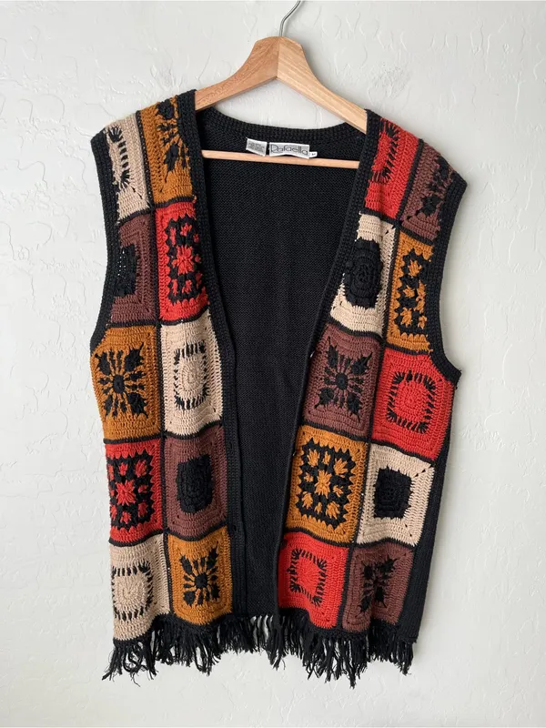 Rafaella Vintage Grandma Knit Crochet Granny Square Fringe Button Up Vest Size Medium - Image 2
