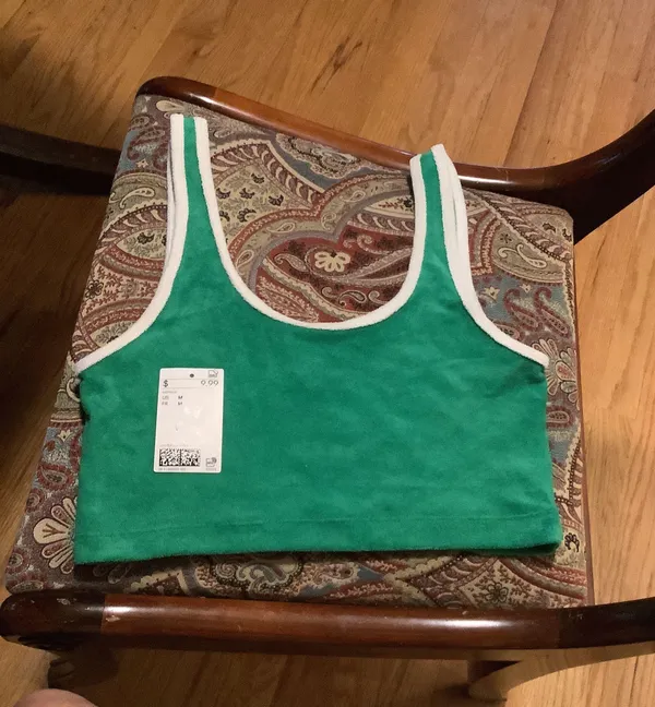 H&M Gorgeous Green Summer Top - Image 4