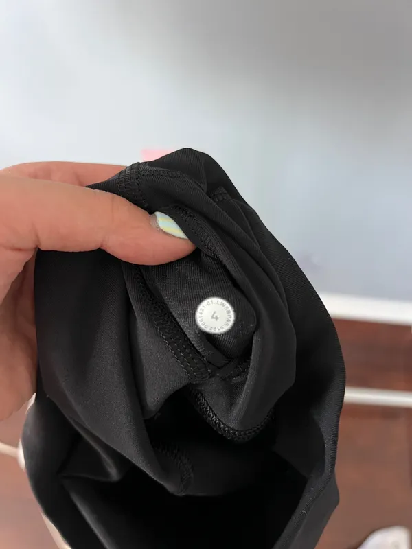 Lululemon Black lulu wunder under leggings - Image 4