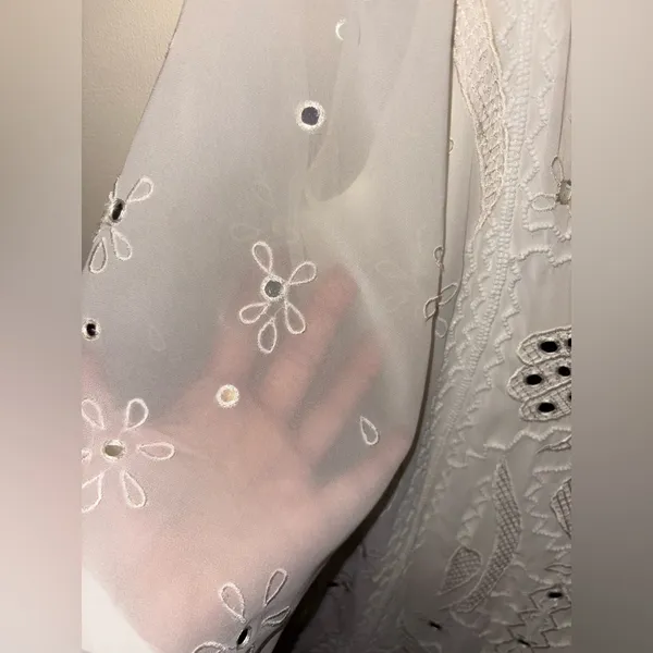 Alice + Olivia butterfly embellished mini dress white‎ lined size XS - Image 5