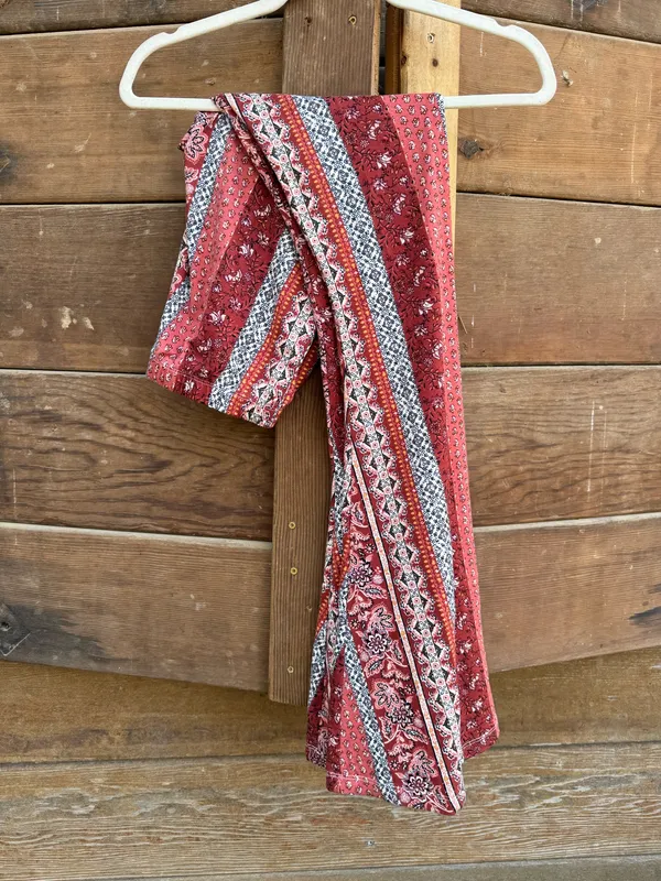 Beautiful Pattern Hippie Pants 😉 Red Size M - Image 3