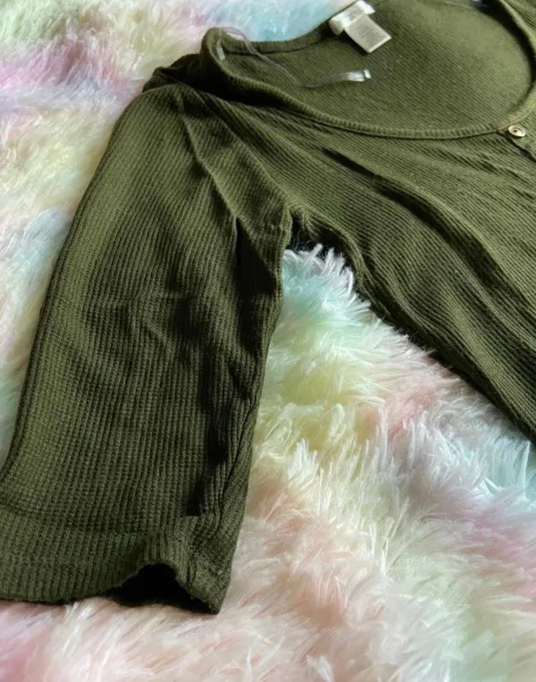 3/4 Short sleeve Crop Top - Image 5