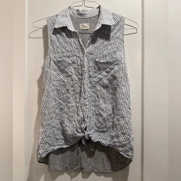 DREW by anthropologie Sleeveless Button Down Shirt with Tie Front‎ Size M - Image 3