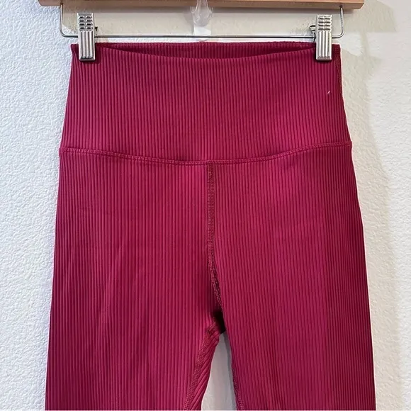 Carbon 38 High Rise Ribbed 7/8 Leggings Ankle‎ Red Size Small - Image 5