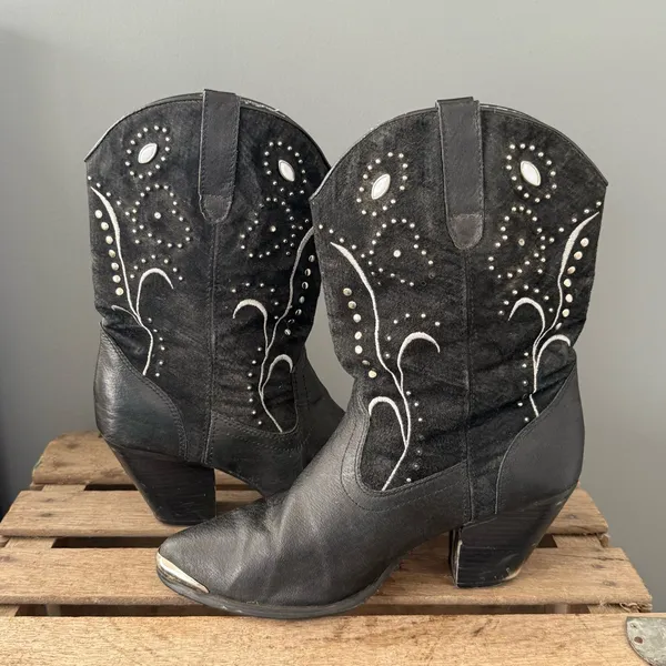 VINTAGE DINGO Embellished Silver Leather‎ Cowboy Black Heeled Boots 9 A29 - Image 10