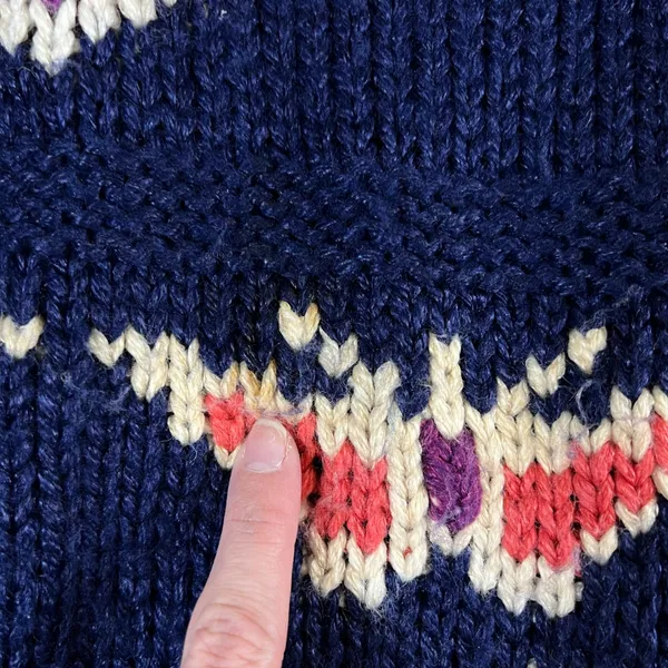 Palm Springs Yacht Club Vintage Navy Floral Knit Sweater Pom Pom Trim Medium - Image 4