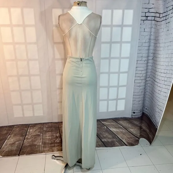 Blithe NWT White Green Open Back Sleeveless Cutout Halter Maxi Dress Small - Image 6