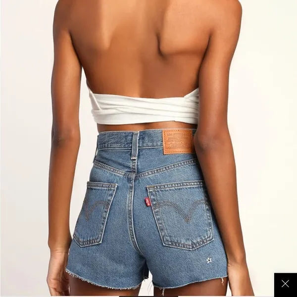 Levi’s Ribcage Medium Wash High Rise Embroidered Cutoff Denim Shorts - Image 2