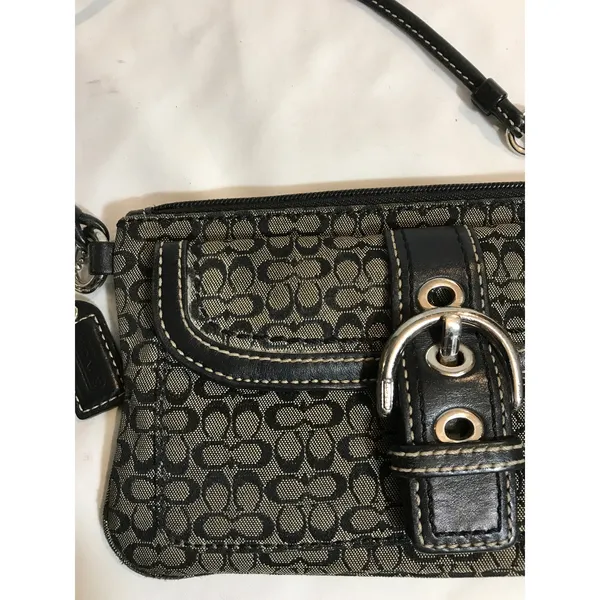 Coach Soho Signature C Monogram Buckle Black Canvas Wristlet EUC - Image 9