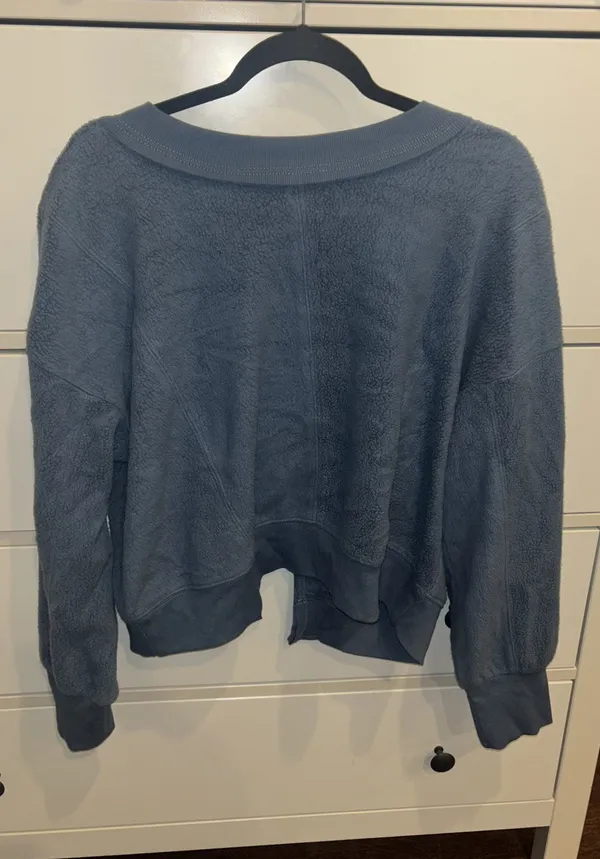 Anthropologie Fleece Sweater - Image 5