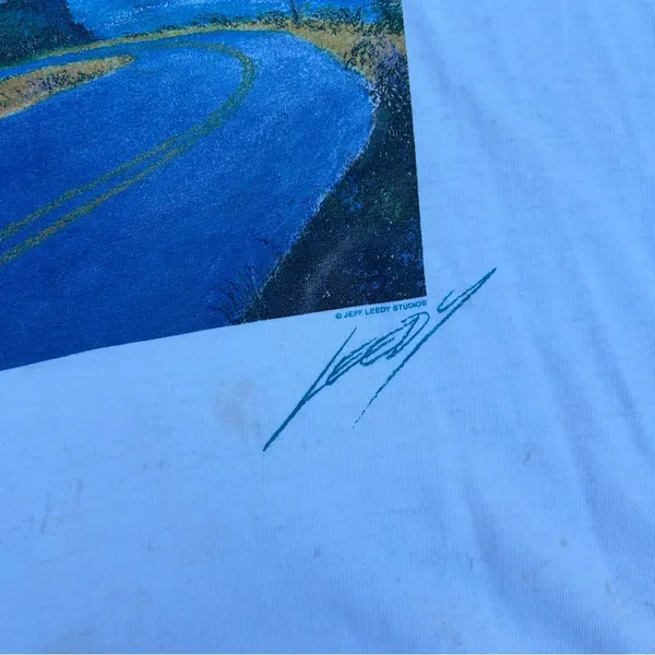 Gildan White Vintage 90s Jeff Leedy Scenic Cotton T-Shirt w/ a Great Fade Graphic Tee - Image 3