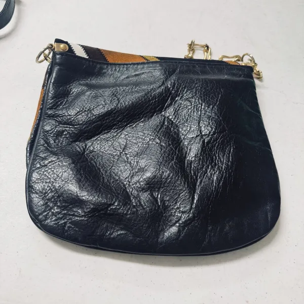 Vintage 70s suede & leather striped saddle bag purse flap gold chain patchwork‎ - Image 5