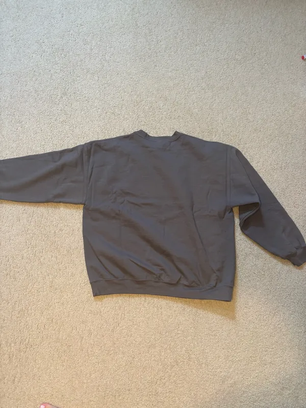 Gildan Christmas Sweatshirt - Image 2