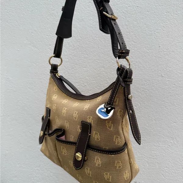 Dooney & Bourke Vintage Signature Monogram Sholderbag Canvas Double Pocket B‎ - Image 2