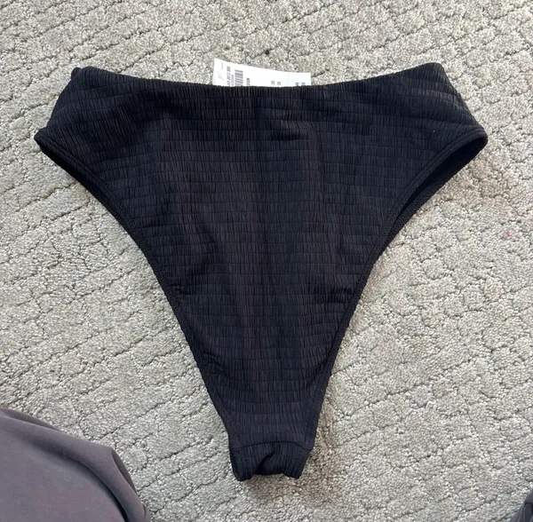 Abercrombie High Wait High Leg Cheeky Bottoms - Image 5