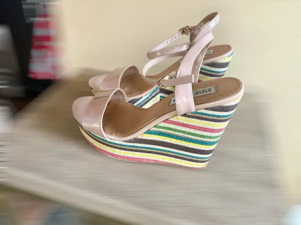 Steve Madden Nude Wedge Heels Platform - Image 3
