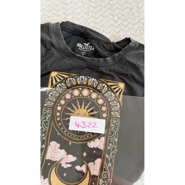 Hollister Womens Black Celestial Sun Moon Graphic Tee Shirt Small Art Nouveau - Image 5