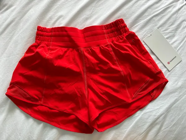 Lululemon Hotty Hot Short 2.5” - Image 3