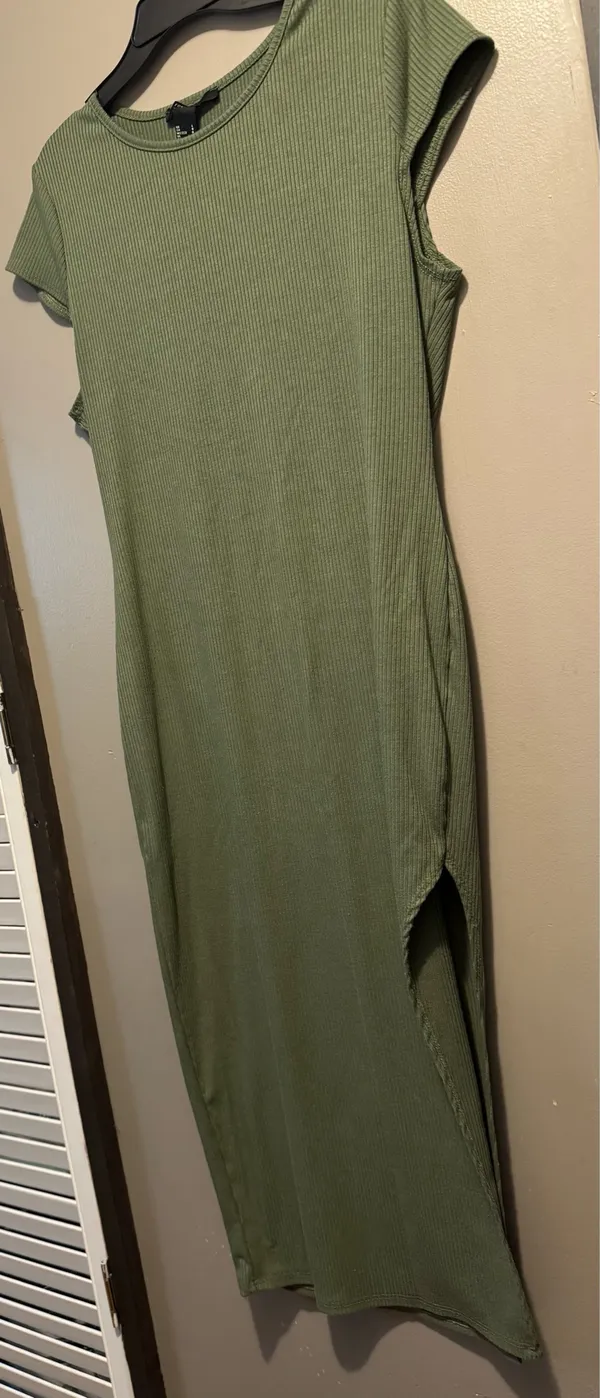 Forever 21 Dress - Image 2