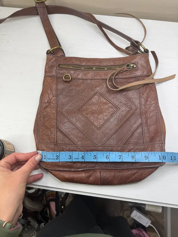 Lucky Brand Baldwin Crossbody Leather Bag - Image 15