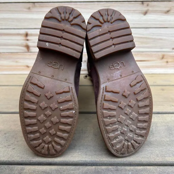 Y2K Brown Suede Leather Mid-Calf UGG Boots w/ Slight Heel and Lined Interior - Image 5