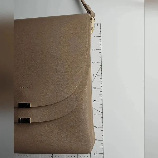 Crossbody Tan - Image 3