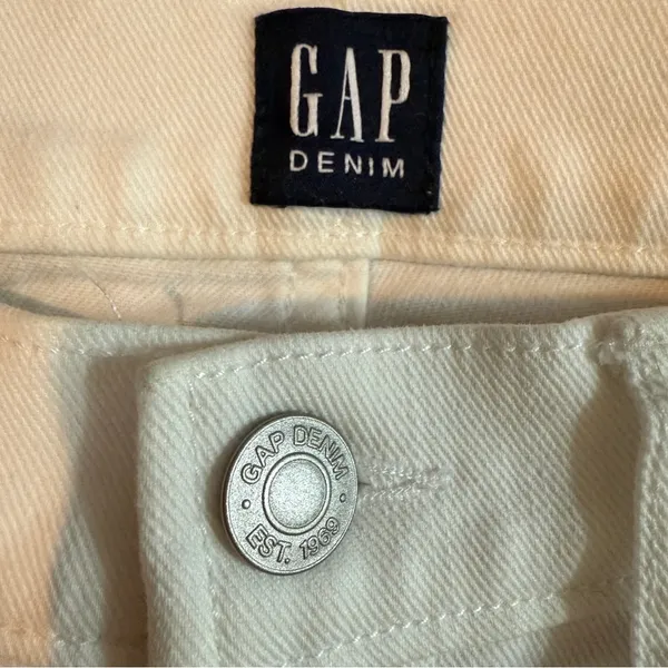 Gap NWT True Skinny Jeans Women’s Size 28 White‎ Denim Mid Rise - Image 6