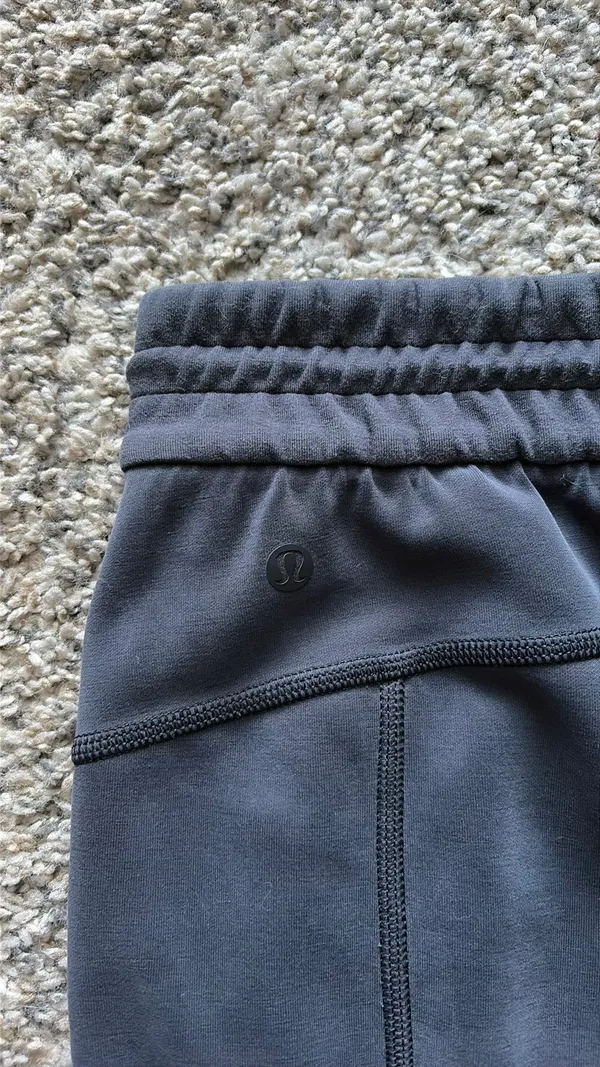 Lululemon Pants Softstreme - Image 4