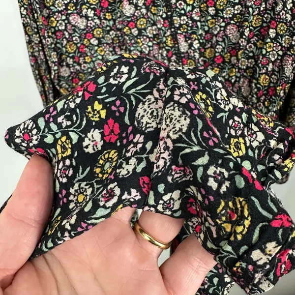 Ann Taylor Loft Ditsy Dark Floral Black Long Balloon Sleeve Romper Size Medium - Image 12