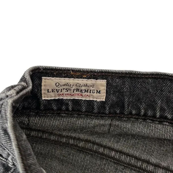 Levi's Premium Black Wedgie Straight Jeans Sz 26 - Image 3
