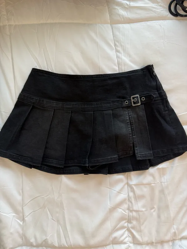 Urban Outfitters BDG Shaina Belted Denim Micro Mini Skort - Image 5