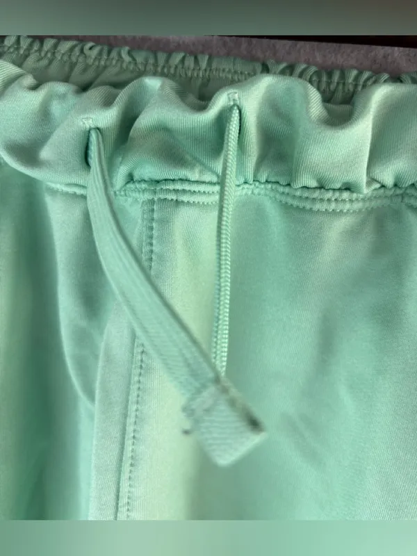 Gymshark S Mint Green Athletic Pull-On Yoga Workout Shorts - Image 4