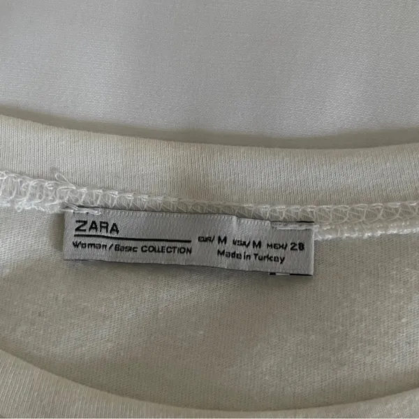 Zara White Tee with Silver Sequin Waves Size M - Image 4
