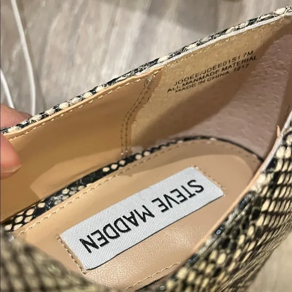Steve Madden Black and White Jodee Snakeskin Flats - Image 2